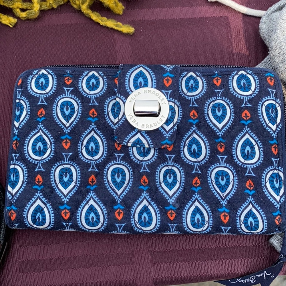 Vera Bradley wallet